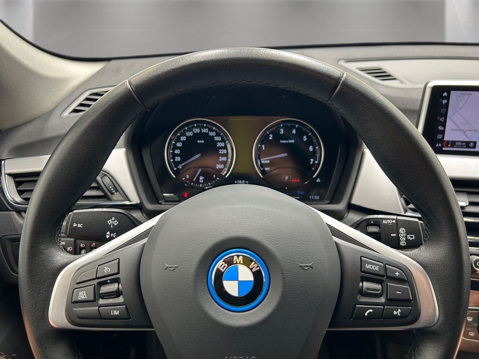 BMW X1 xDrive25e - Samsaru's Car Outlet