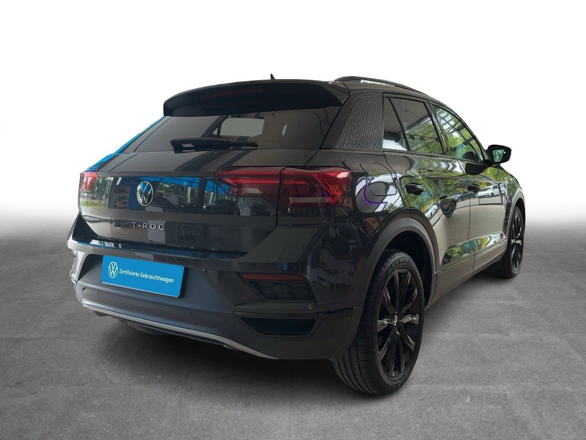 Volkswagen T-Roc 1.5 TSI Sport - Samsaru's Car Outlet