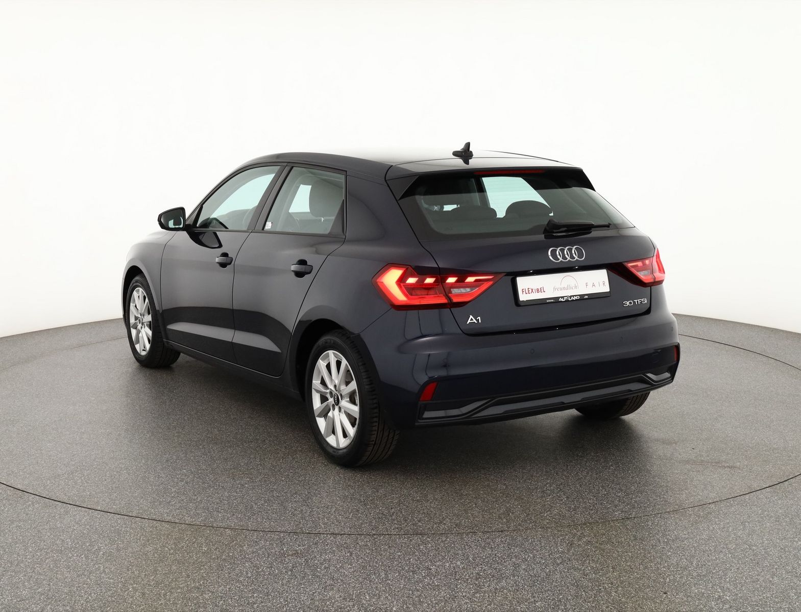 Audi A1 30 TFSI Sportback advanced - Samsaru's Car Outlet