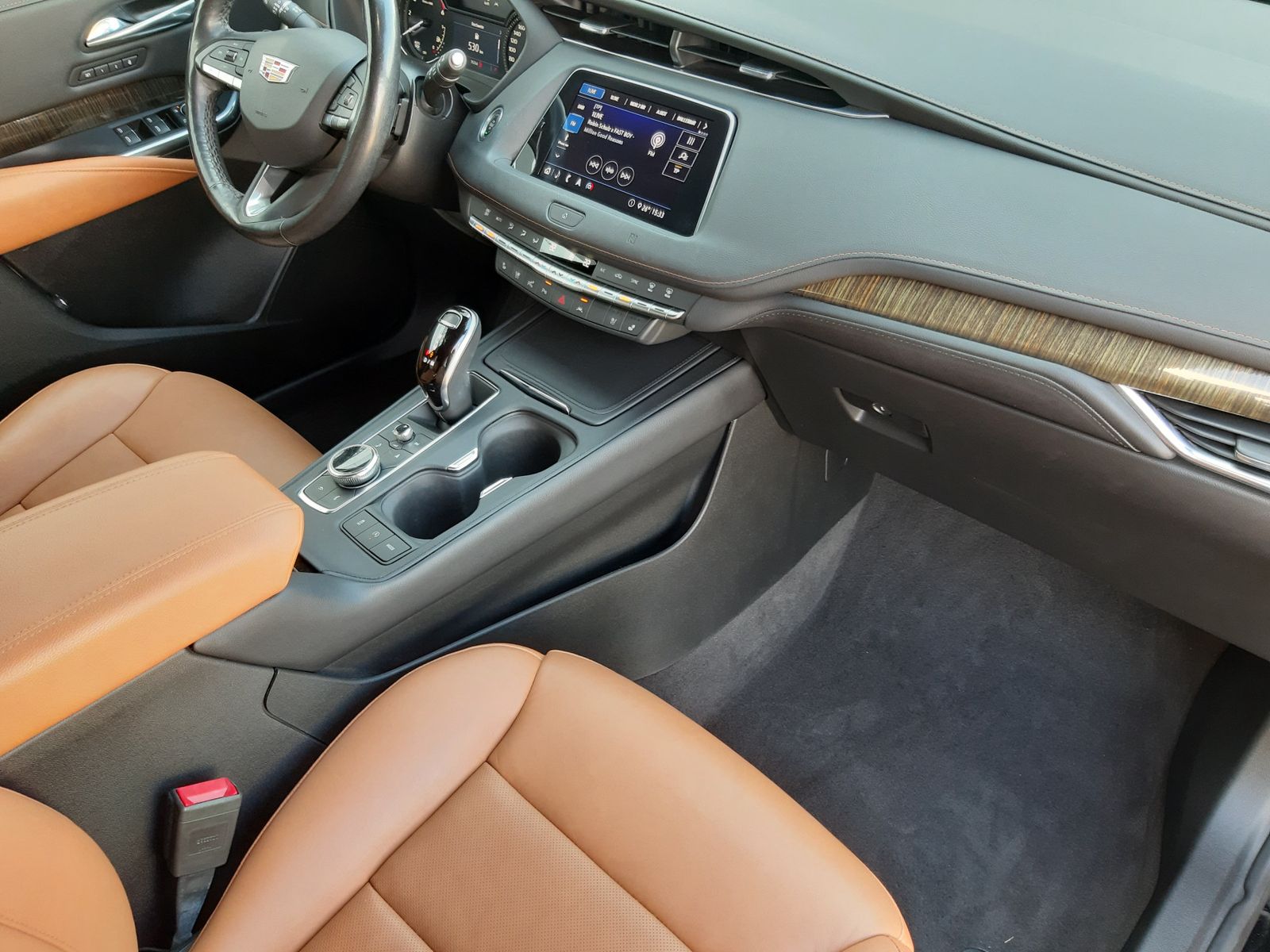 Cadillac XT4 Premium Luxury 350D AWD/Premium-Pack