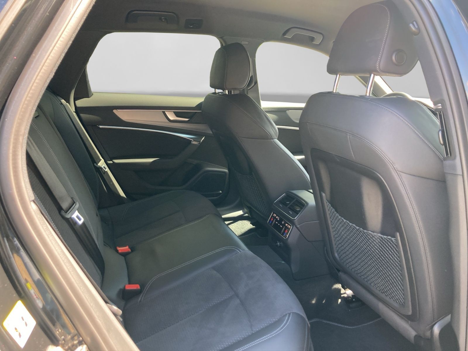Audi A6 Avant 55 TFSIe Q S LINE MATRIX AHK OPS+ BuO V