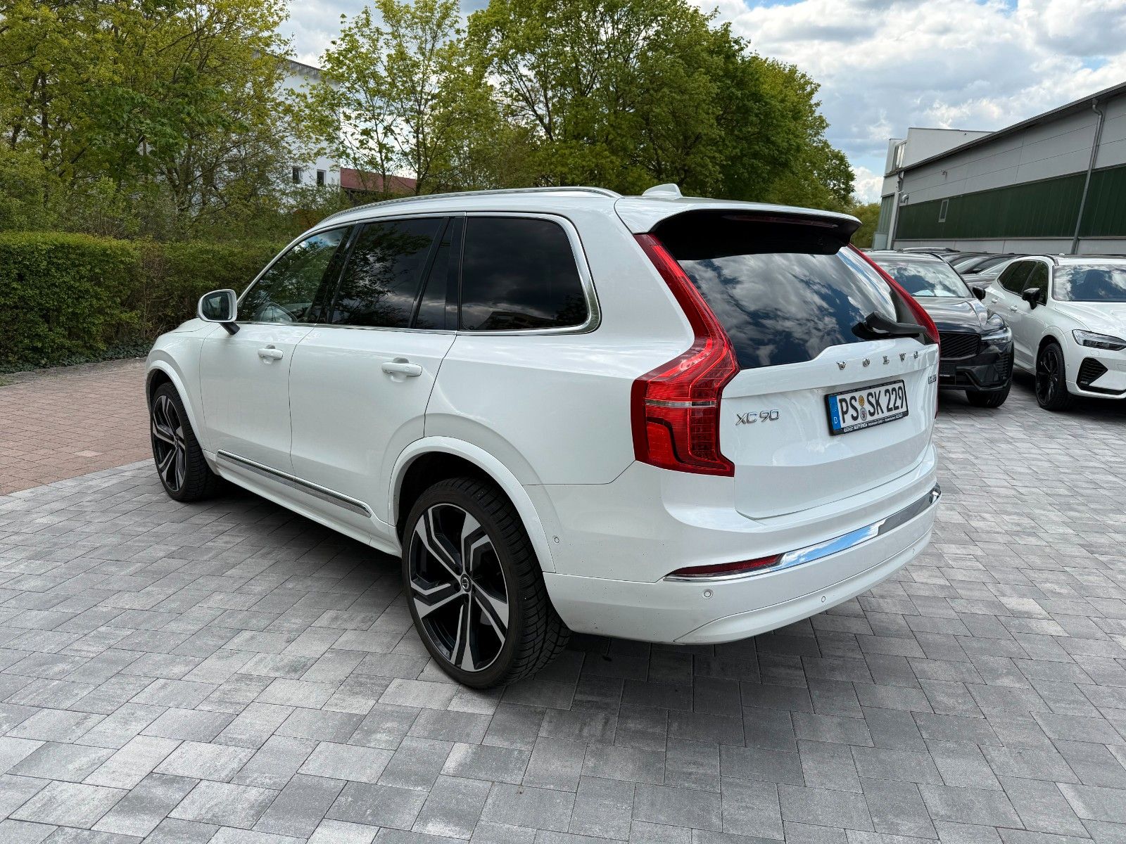 Volvo XC90 B5 AWD DIESEL+ULTIMATE+VOLLAUSTTATUNG+22"
