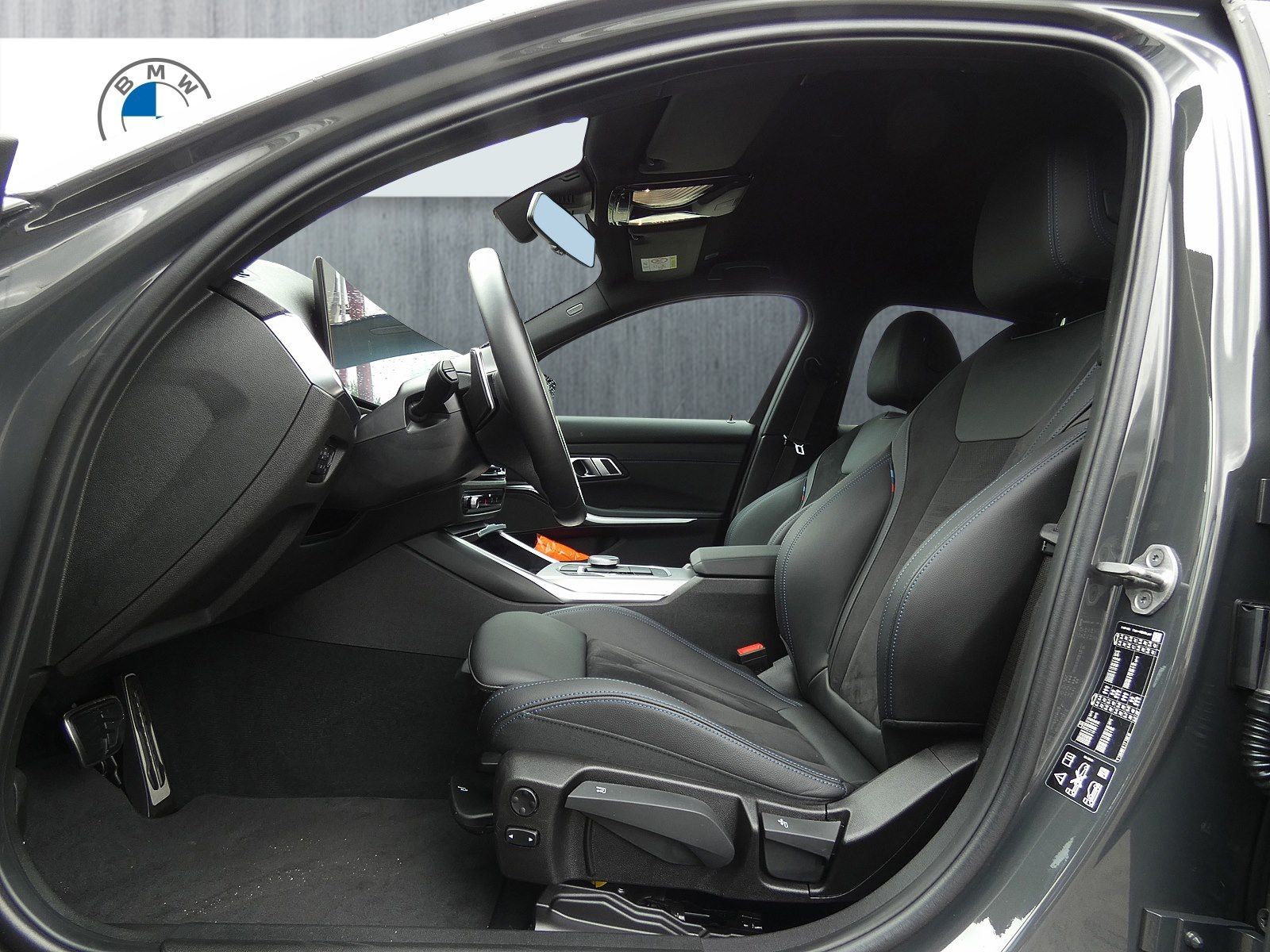 BMW 320d xDrive M Sportpaket - Samsaru's Car Outlet