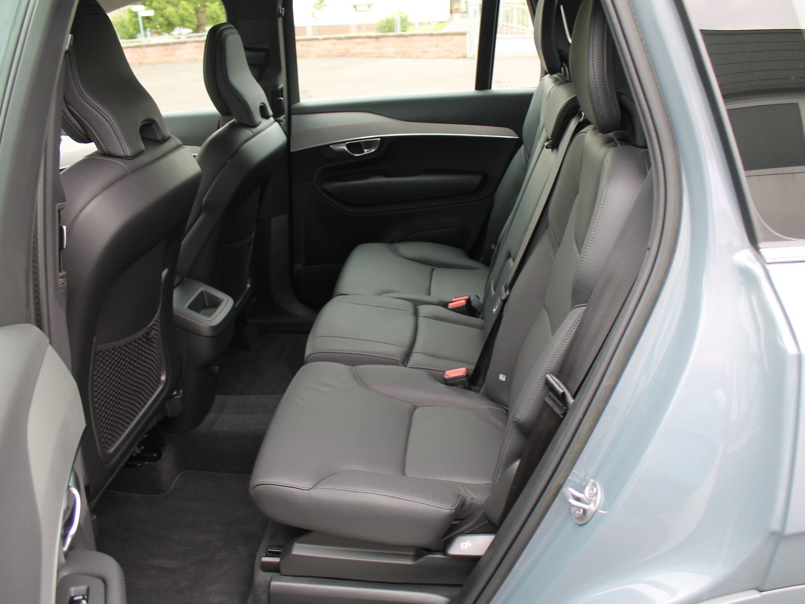 Volvo XC90 Core AWD - Samsaru's Car Outlet