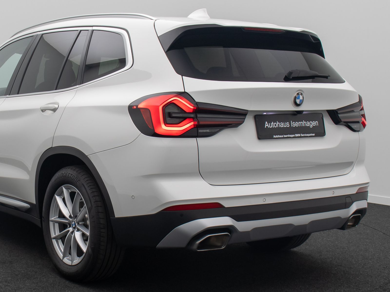 BMW X3 xD20i Kamera DAB Laser HiFi Komfort Sport 18"