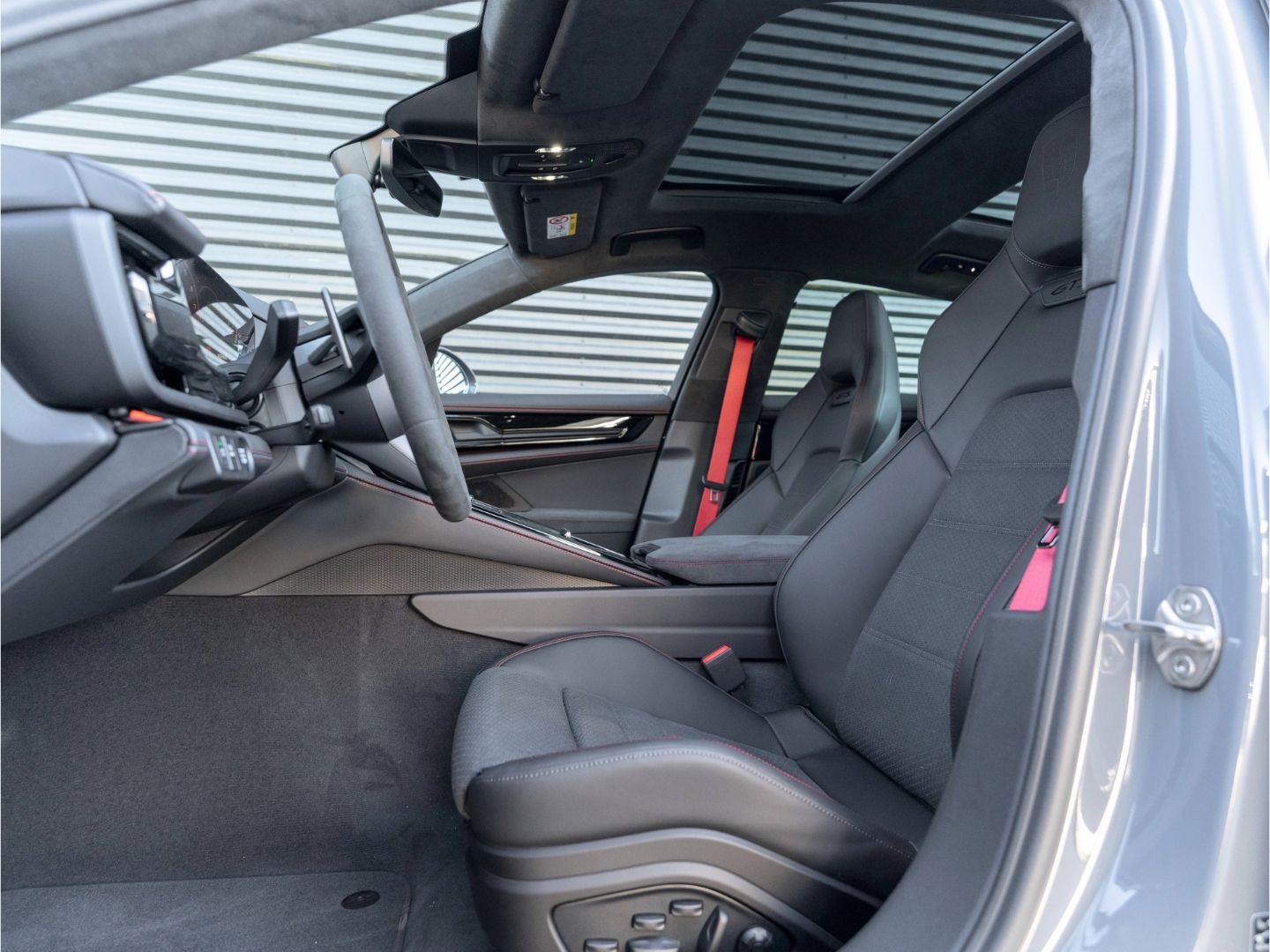Porsche Panamera GTS HD Matrix,HEAD UP,PANO
