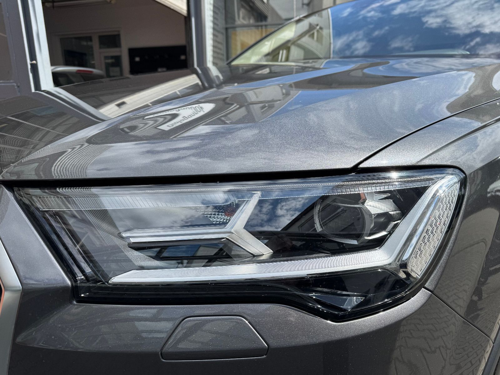 Audi Q7 55 TFSI e quattro Plug-In-Hybrid-AHK-Luftfede