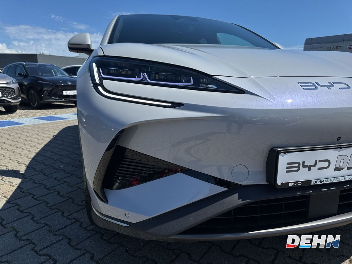 BYD Sealion 7