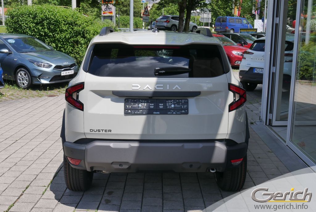 Dacia Duster TCe 130 Journey - Samsaru's Car Outlet