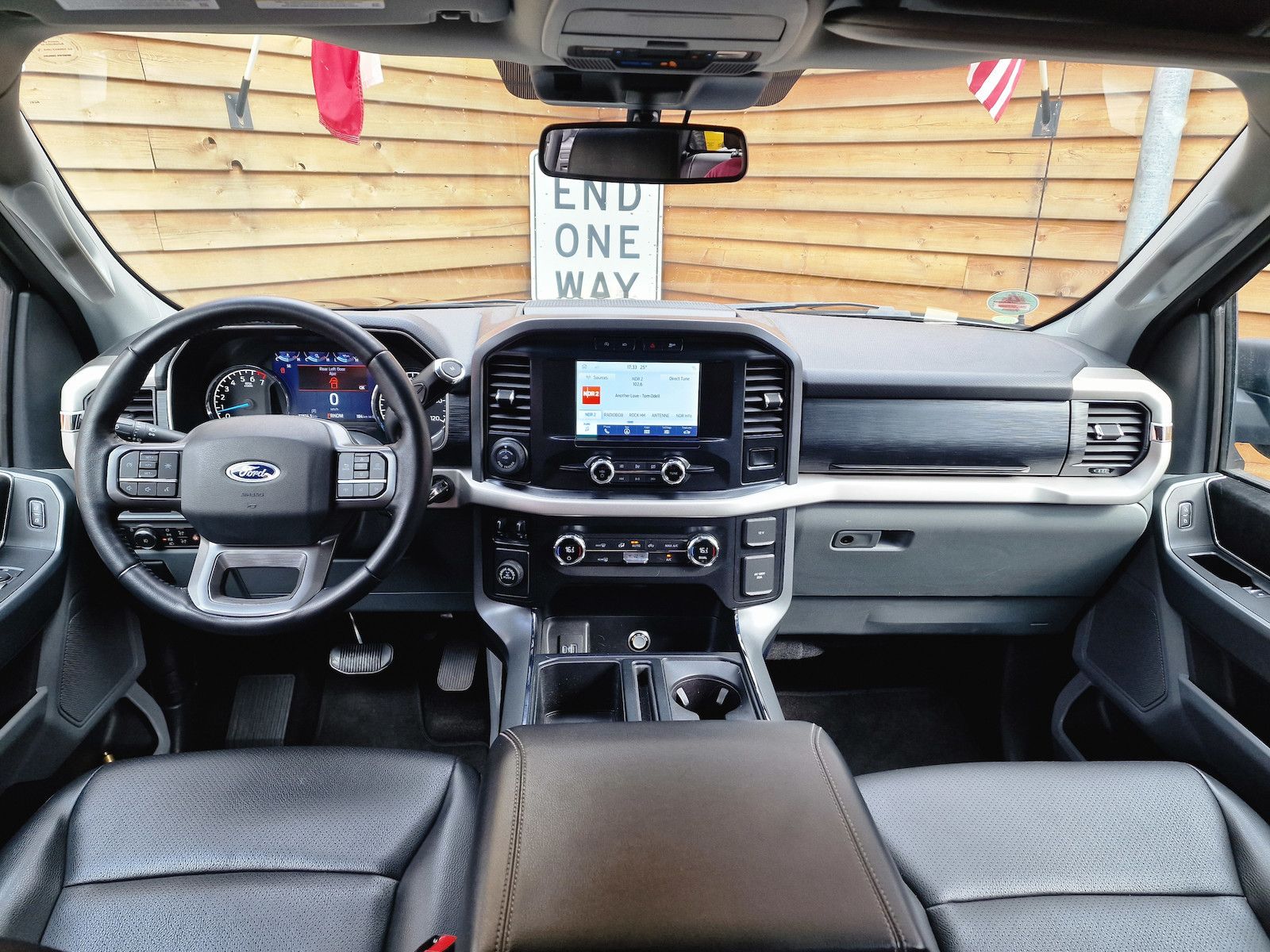 Ford F 150 2.7 V6 Super Crew - Samsaru's Car Outlet