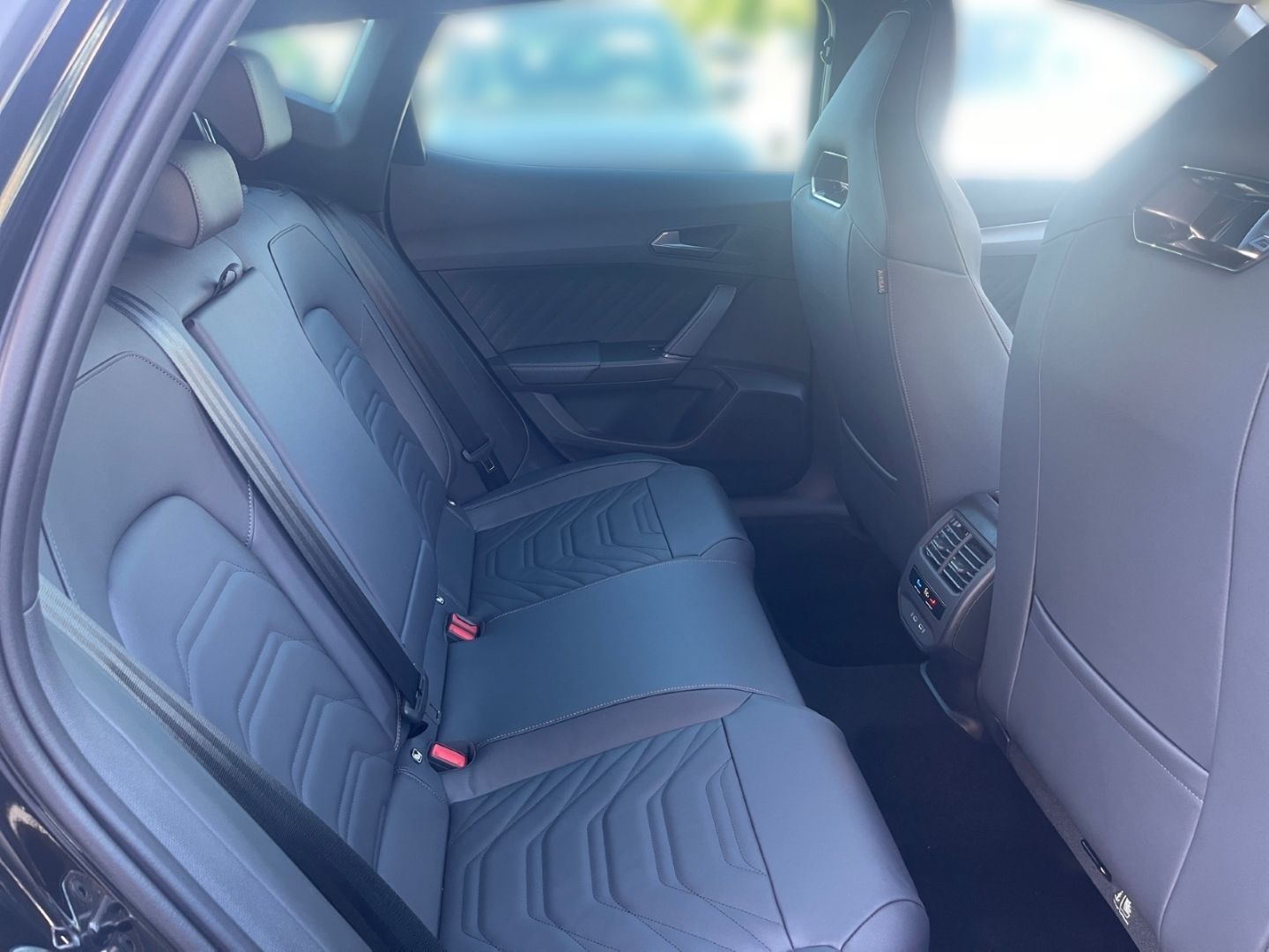 Cupra Formentor VZ 1.5 e-Hybrid AHK MATRIX LED SENNHEI