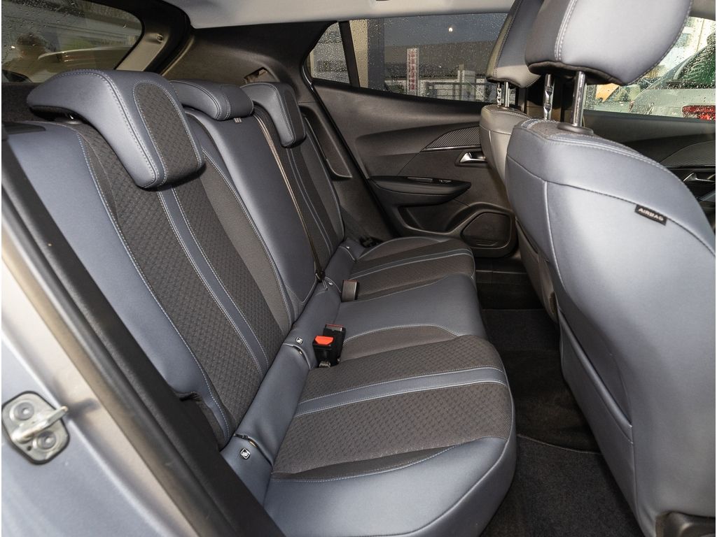 Peugeot e-2008 Allure - Samsaru's Car Outlet