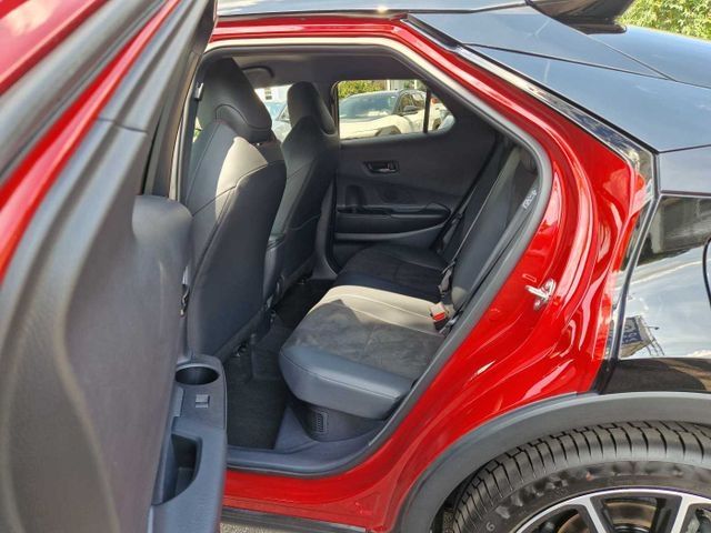 Toyota C-HR 2.0 Hybrid AWD GR SPORT Premiere