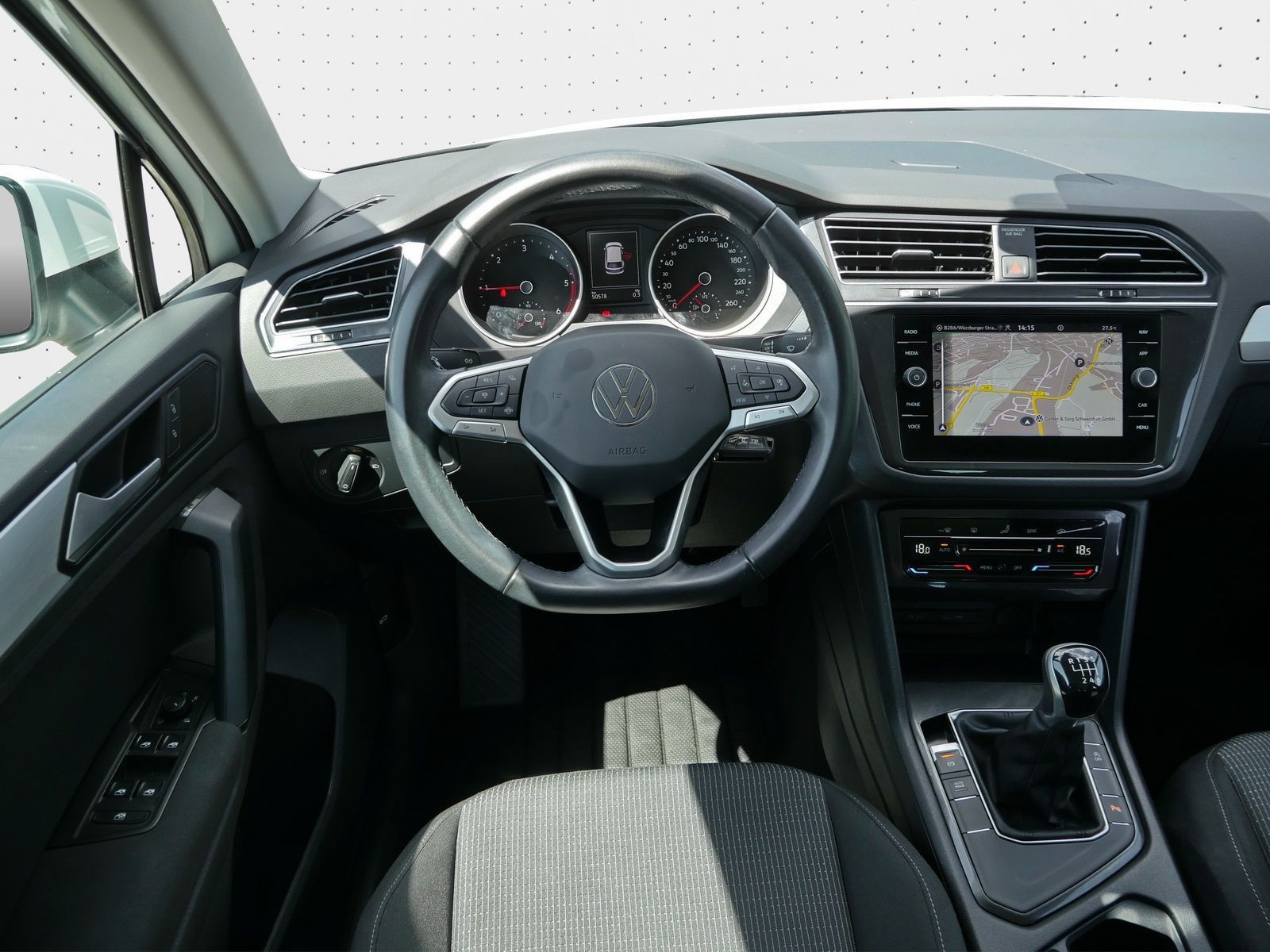 Volkswagen Tiguan 2.0 TDI - Samsaru's Car Outlet