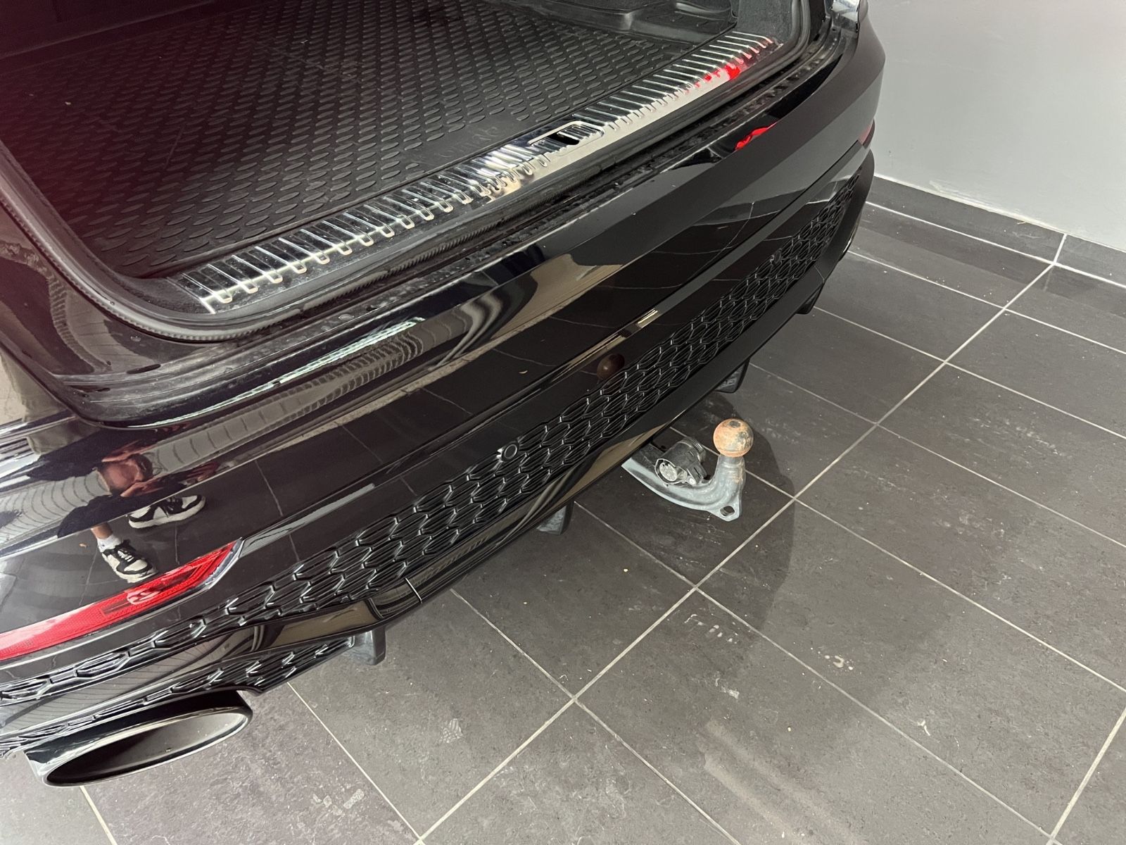 Audi RSQ8 /MATRIX/SITZKLIMA/23-ALU/PANO/HUD/B&Q/