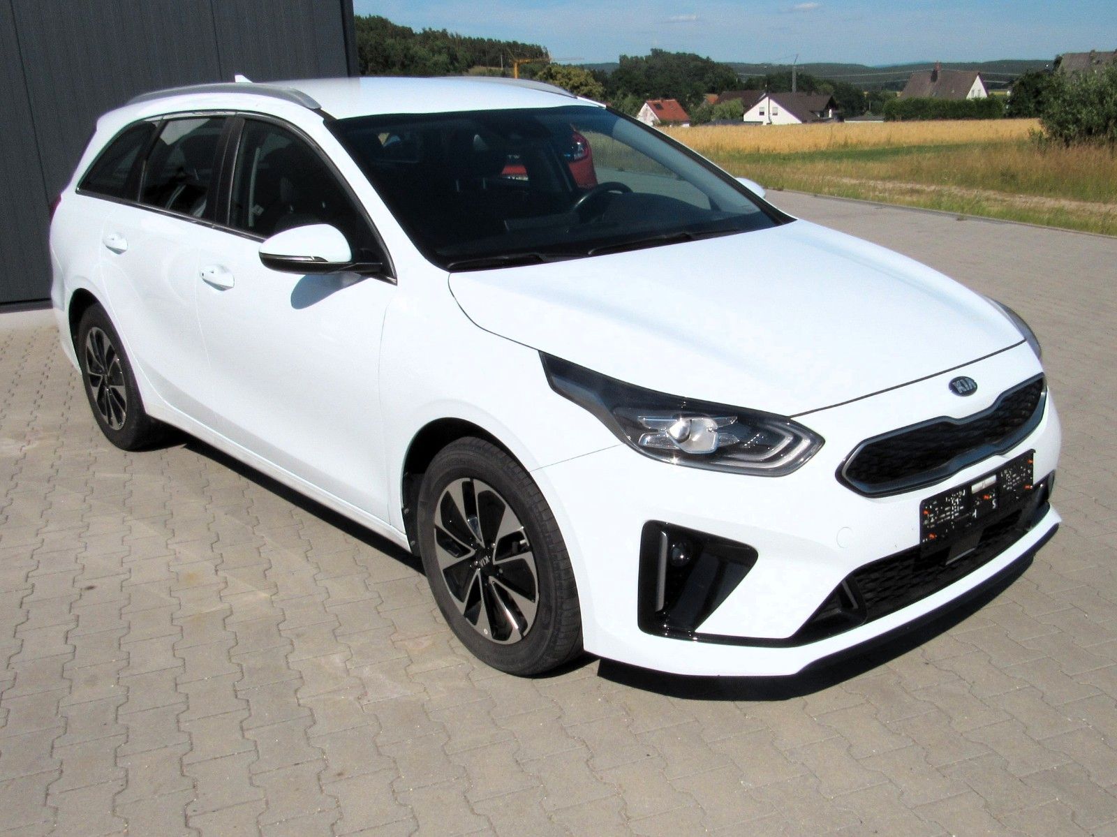 Kia Ceed Sportswagon 1.6 PHEV Spirit - Samsaru's Car Outlet