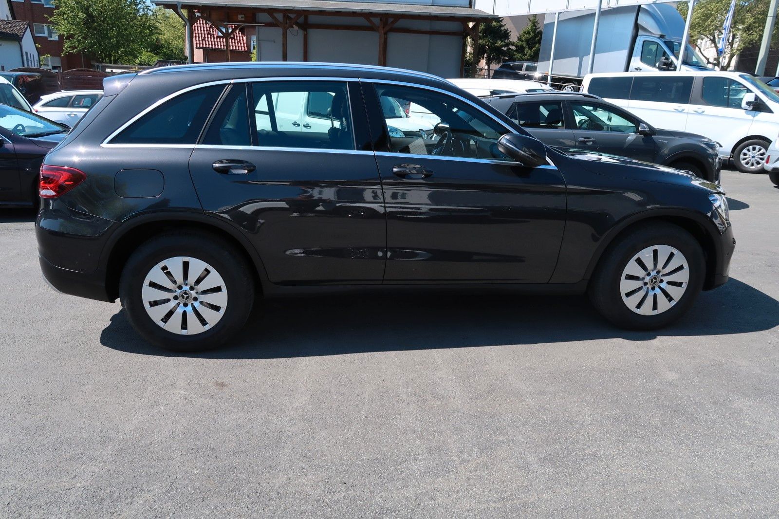Mercedes-Benz GLC 220 d 4Matic Exclusive - Samsaru's Car Outlet