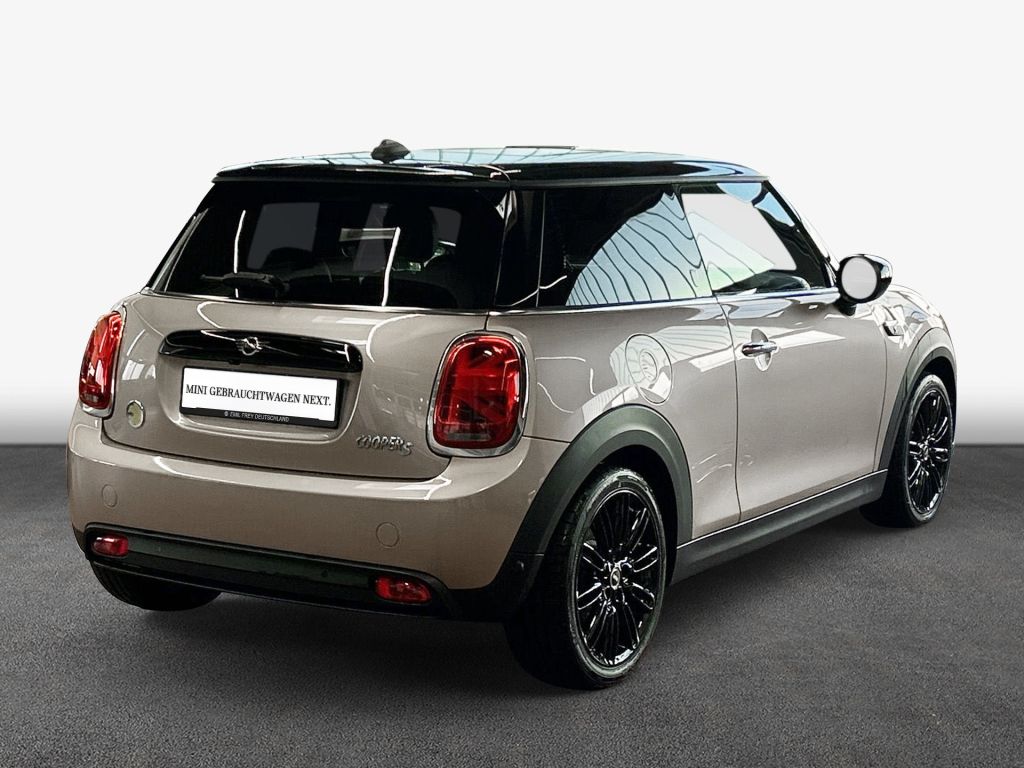 MINI Cooper SE MINI Yours Trim - Samsaru's Car Outlet