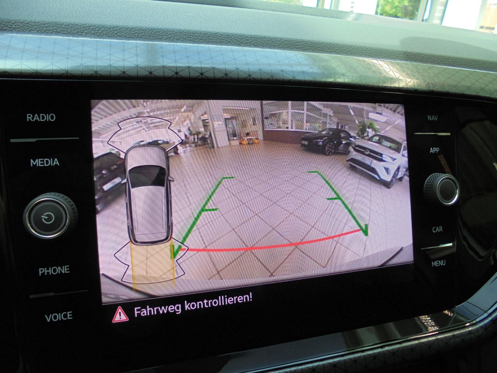 Volkswagen T-Cross Style - Samsaru's Car Outlet