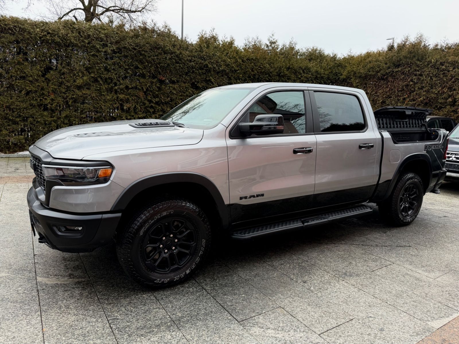 Dodge RAM 1500 Rebel *LPG-Gasanlage*Panorama*HUD*