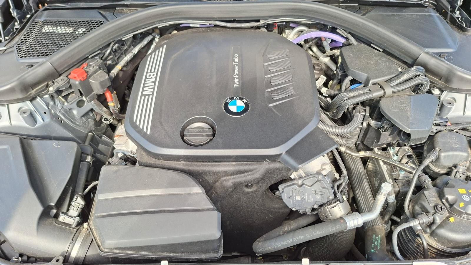 BMW 320d xDrive Touring - Samsaru's Car Outlet