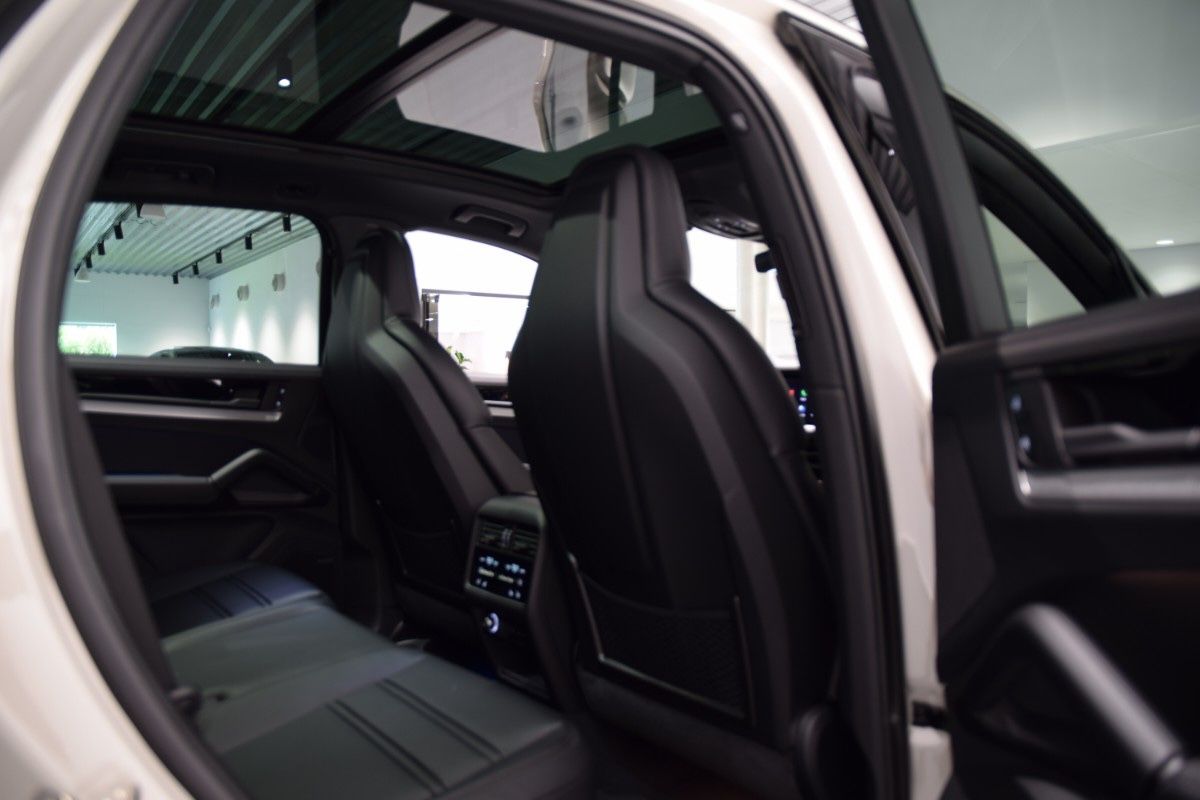 Porsche Cayenne S E-Hybrid*SportDesign*SportAbgas*ACC*
