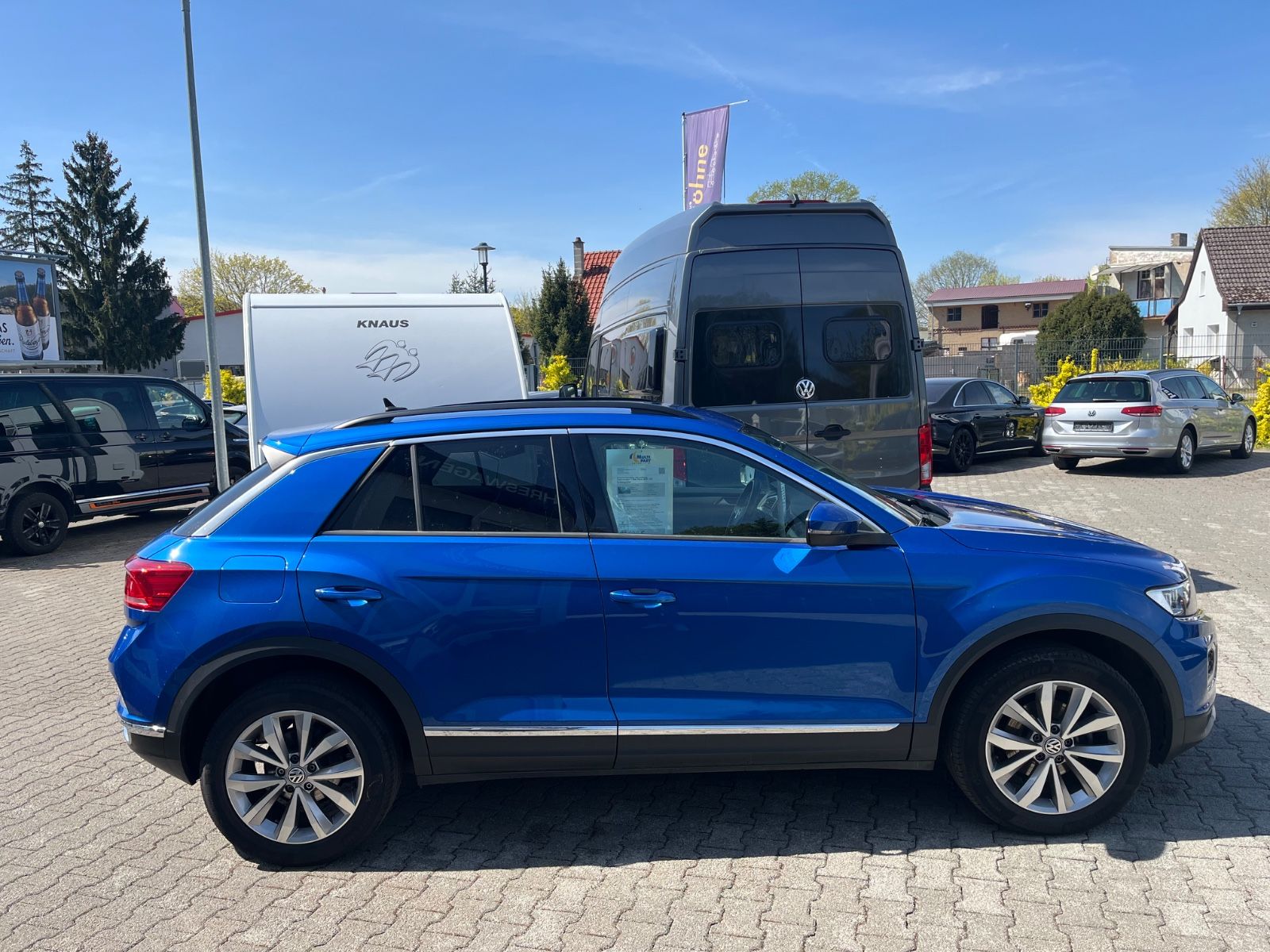 Volkswagen T-Roc 1.5 TSI DSG Style - Samsaru's Car Outlet