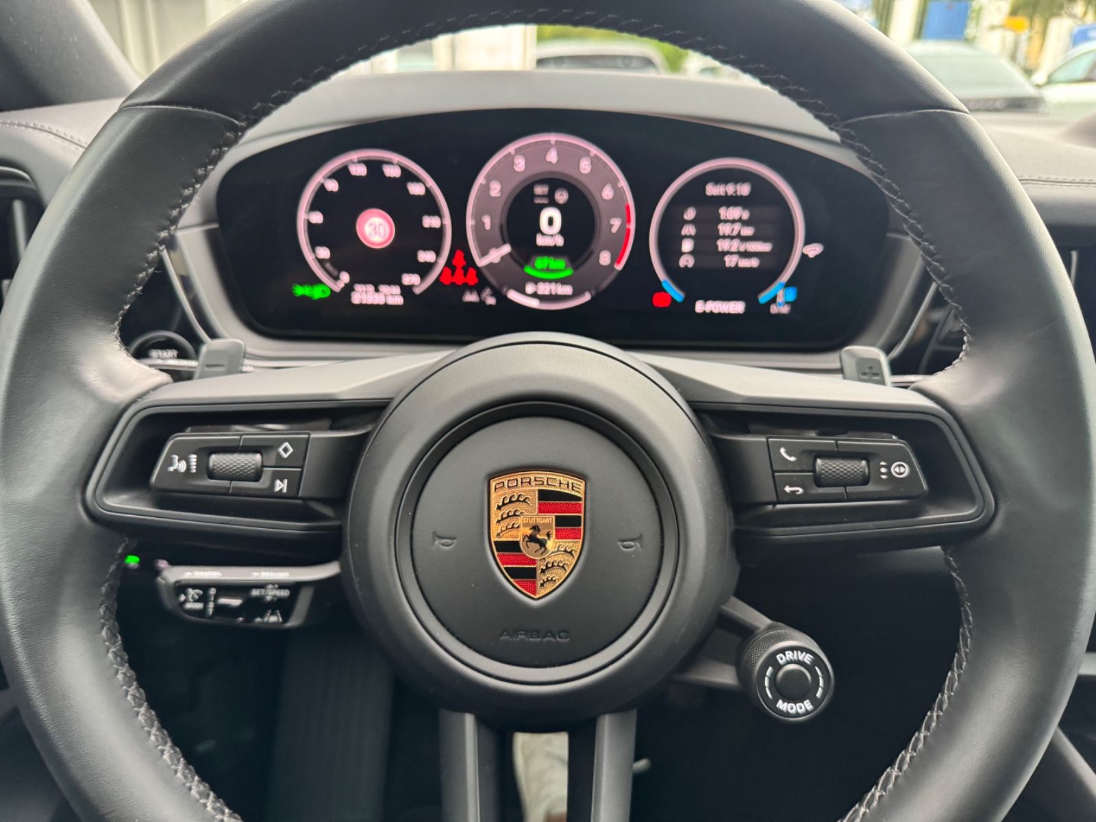 Porsche E-Hybrid Coupé INNODRIVE-LUFTF-PANO-MASSAGE-VOLL