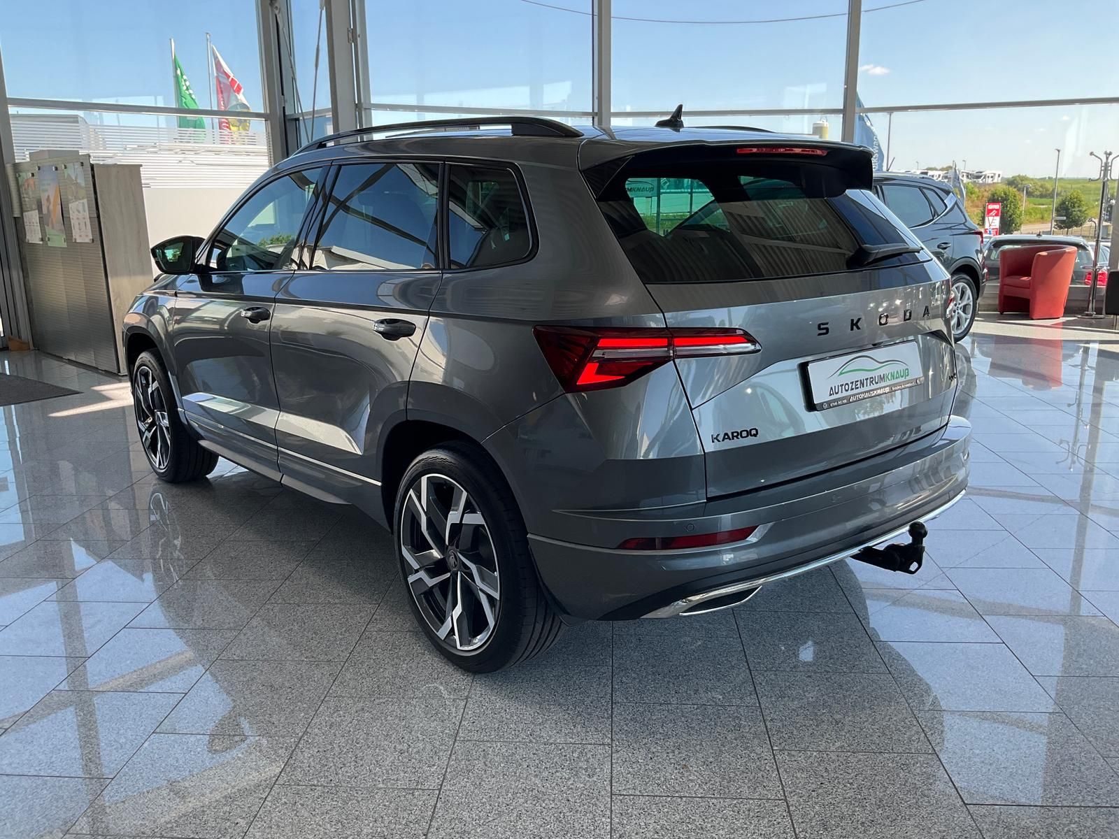 Skoda Karoq 2.0TSI Sportline 4x4 5JGarantie AHK StHz P