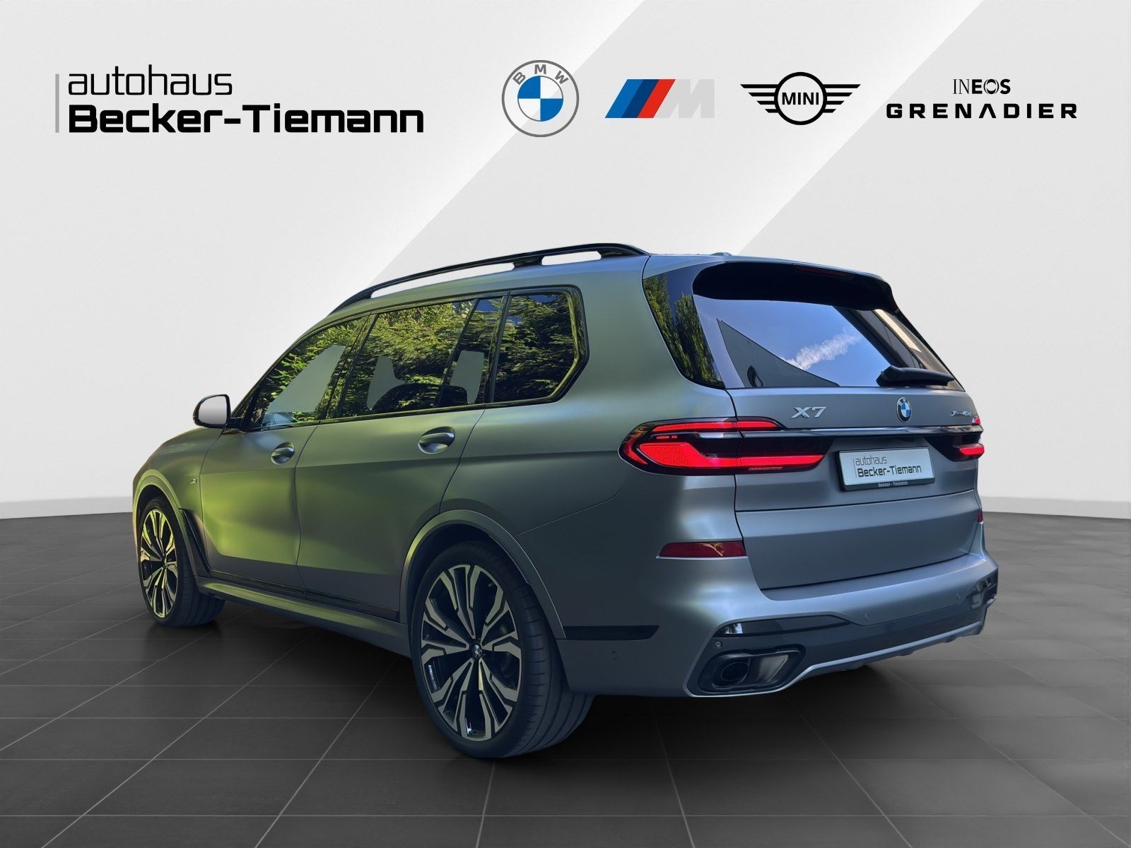 BMW X7 xDrive40d MSportpaket PRO AHK | Kristallschei