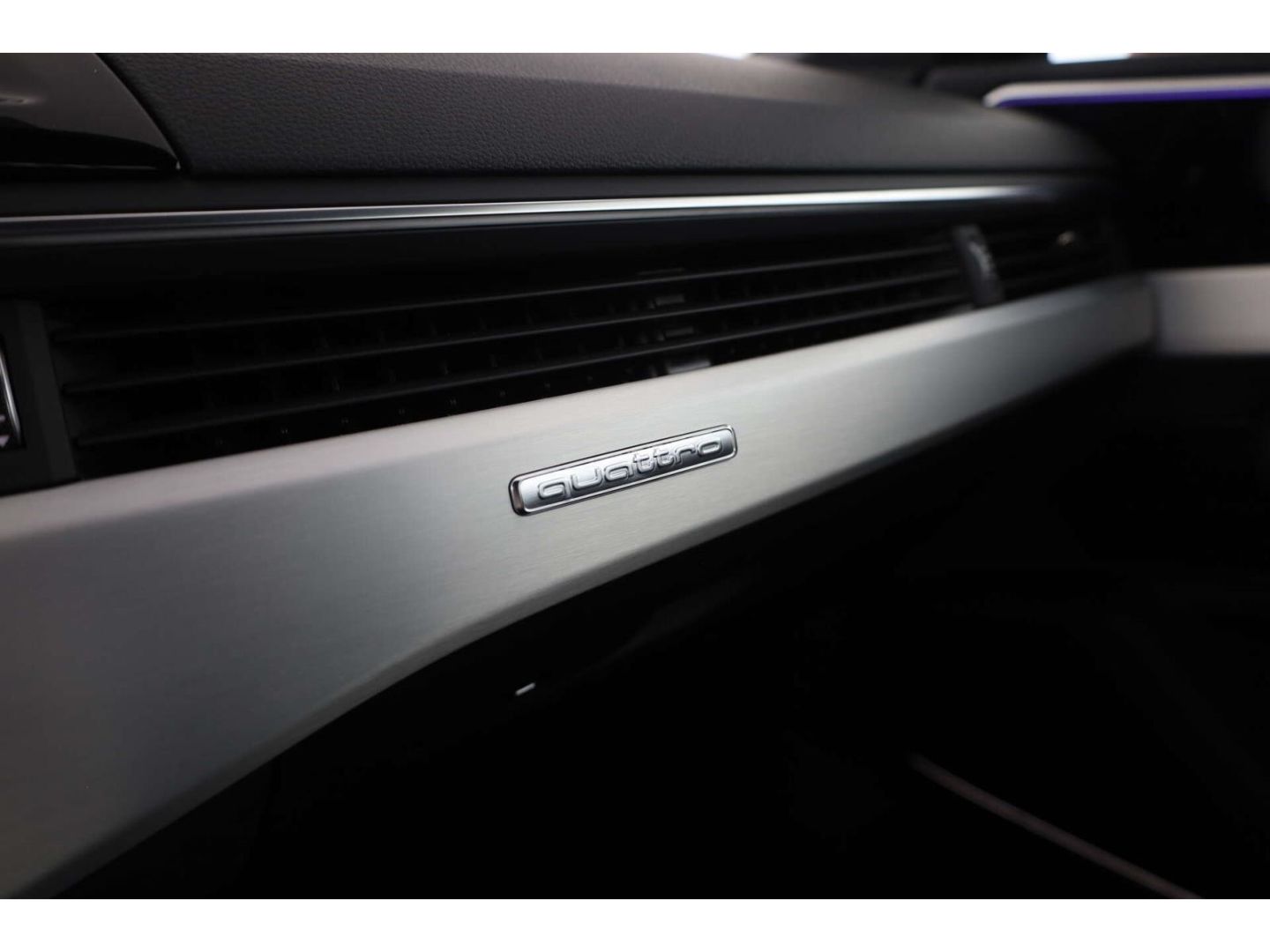 Audi A5 Cabriolet 45 TFSI qu S line AHK/HUD/NAV/19''