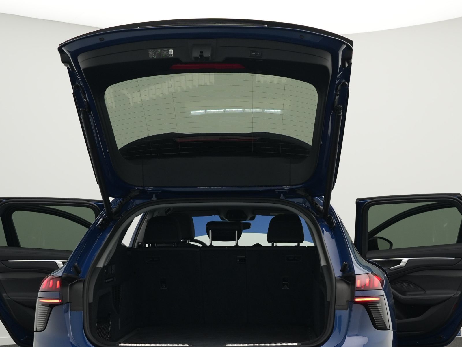 Audi A6 Avant S line TDI quattro *AHK*PANO*HdUp*19''*