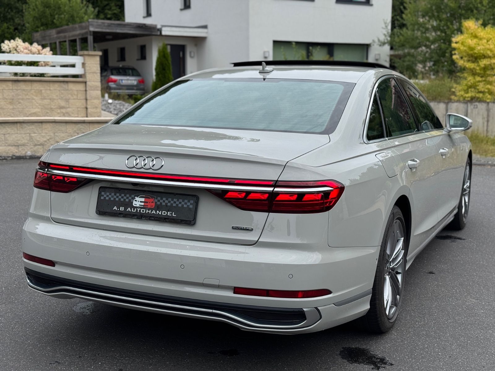Audi A8 55 TFSI quattro S-line - Samsaru's Car Outlet