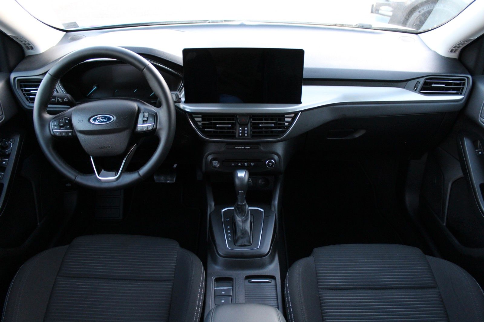 Ford Focus Titanium Turnier 1,0EcoBoost*Automatik*AHK