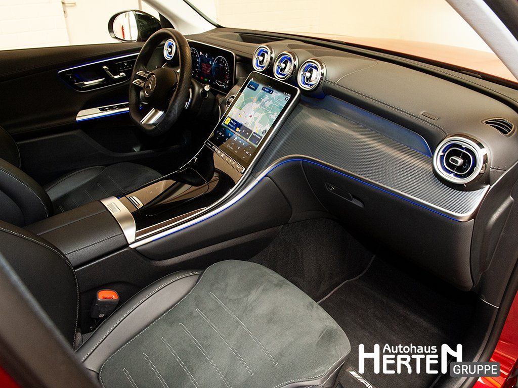 Mercedes-Benz GLC 300 de 4M+AMG+NIGHT+PANO+360°+AHK+AIRMATIC