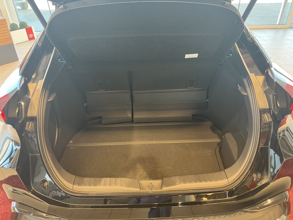 Toyota C-HR 2.0 Hybrid AWD GR SPORT - Samsaru's Car Outlet