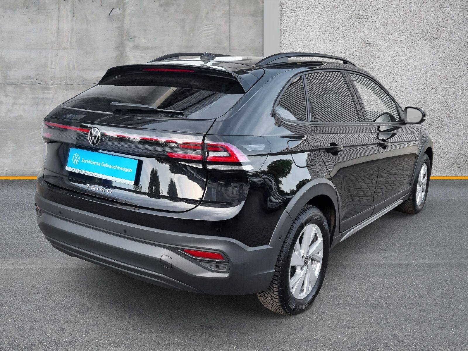 Volkswagen Taigo 1.0 TSI Life - Samsaru's Car Outlet