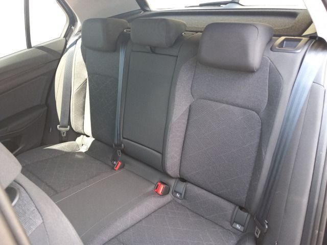 Volkswagen Golf VIII Life 1.5 e TSI - Samsaru's Car Outlet