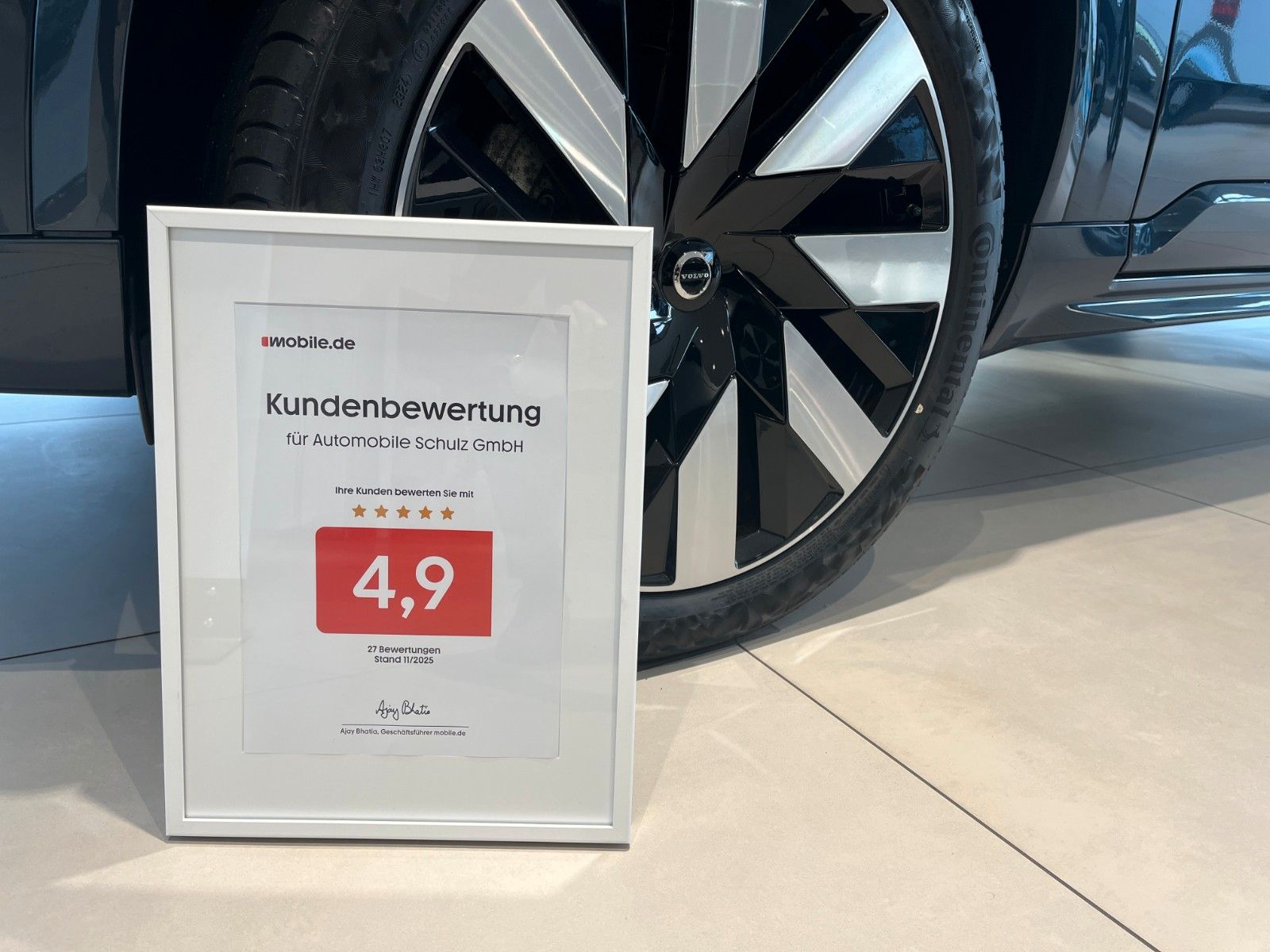 Volvo V60 T6 AWD Plug-in Hybrid Plus Dark Auto