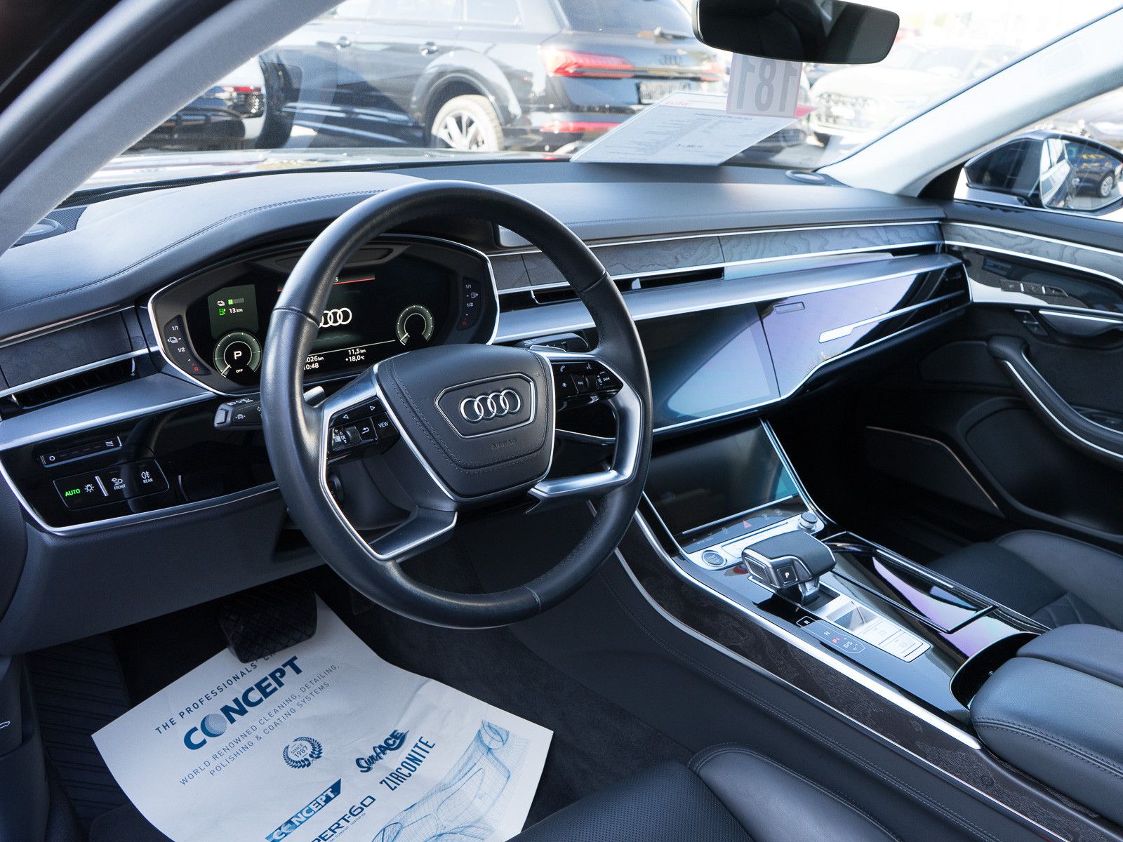 Audi A8 L 60TFSIe S line - Samsaru's Car Outlet