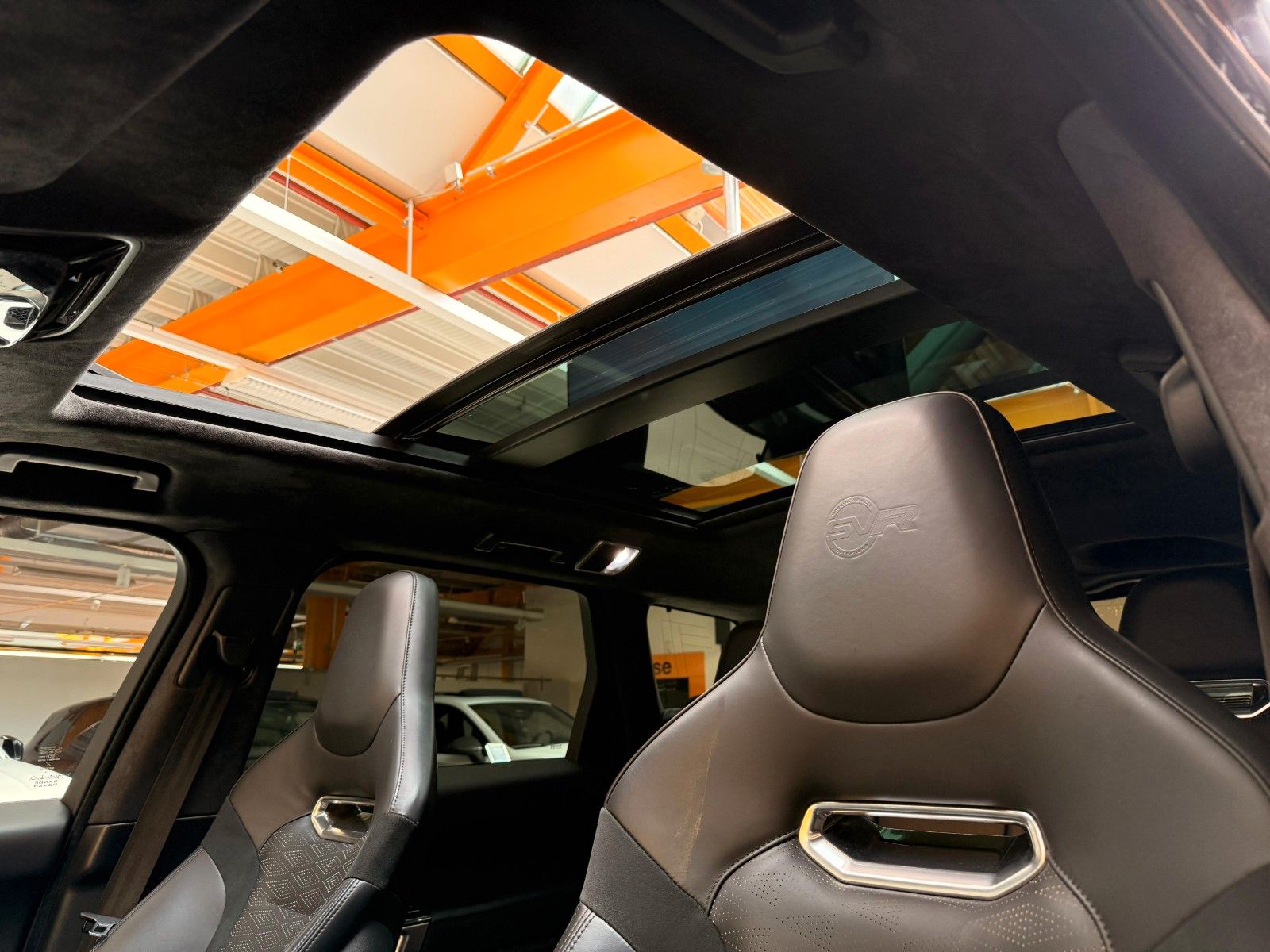 Range Rover Sport SVR - Samsaru's Car Outlet
