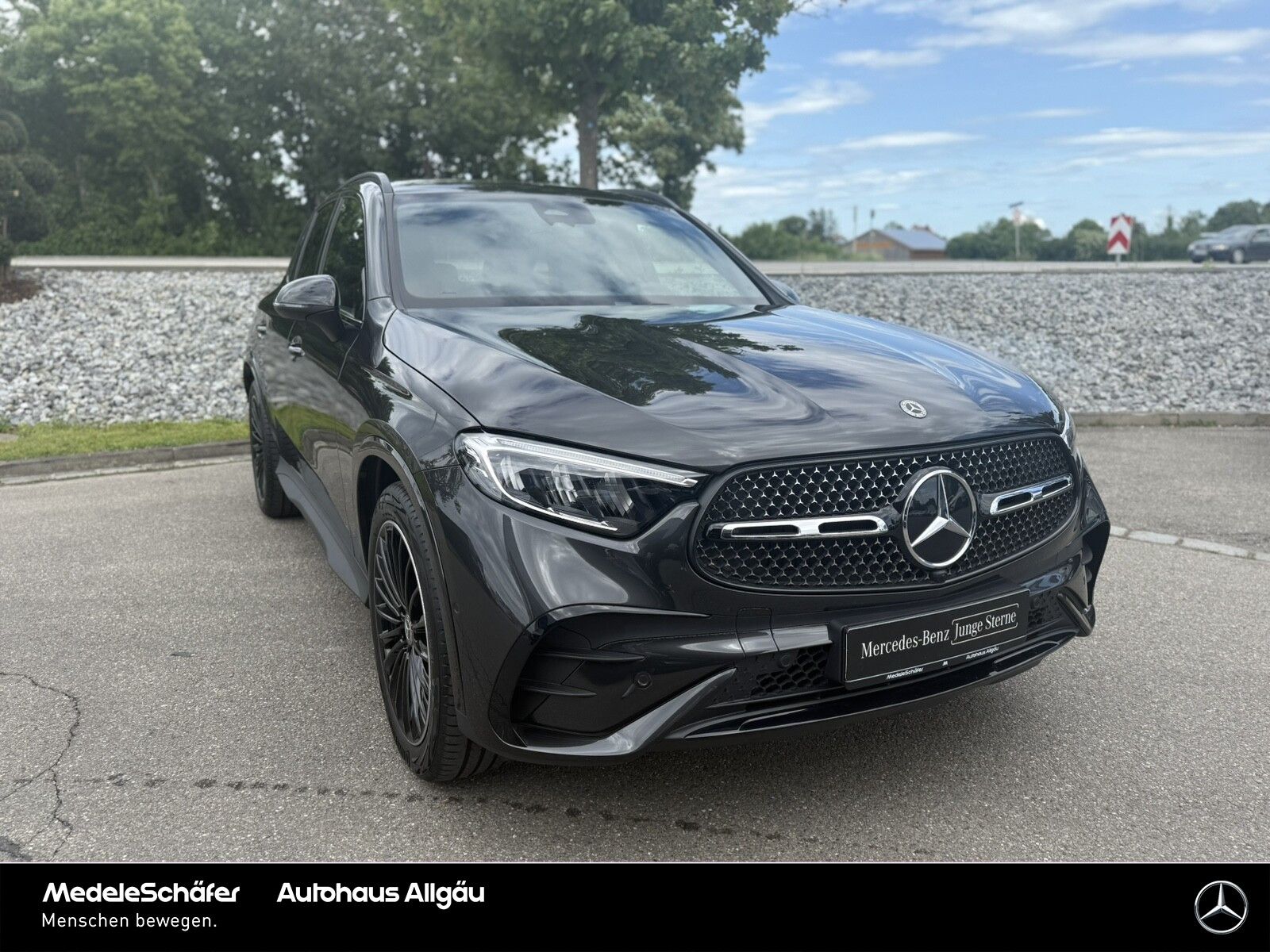 Mercedes-Benz GLC 200 4M AMG - Samsaru's Car Outlet
