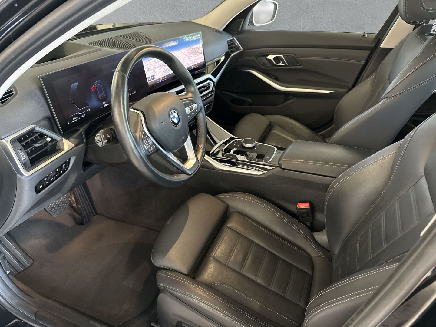 BMW 320 d xDrive - Samsaru's Car Outlet
