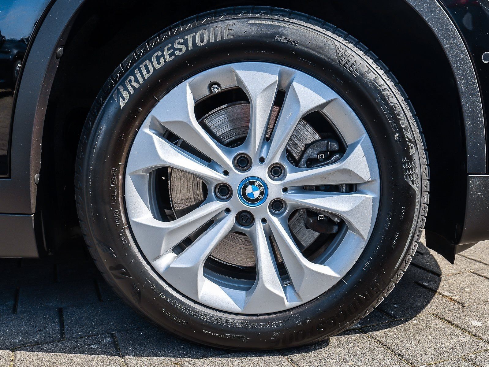 BMW X1 xDrive25e - Samsaru's Car Outlet