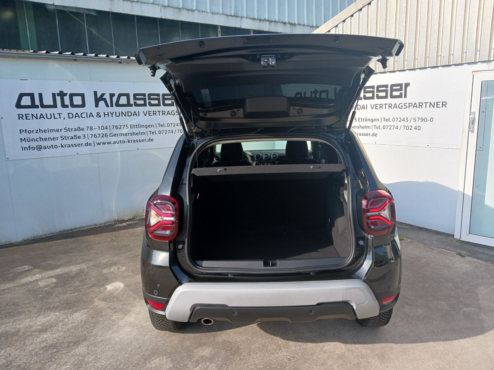 Dacia Duster Prestige TCe 150 EDC - Samsaru's Car Outlet
