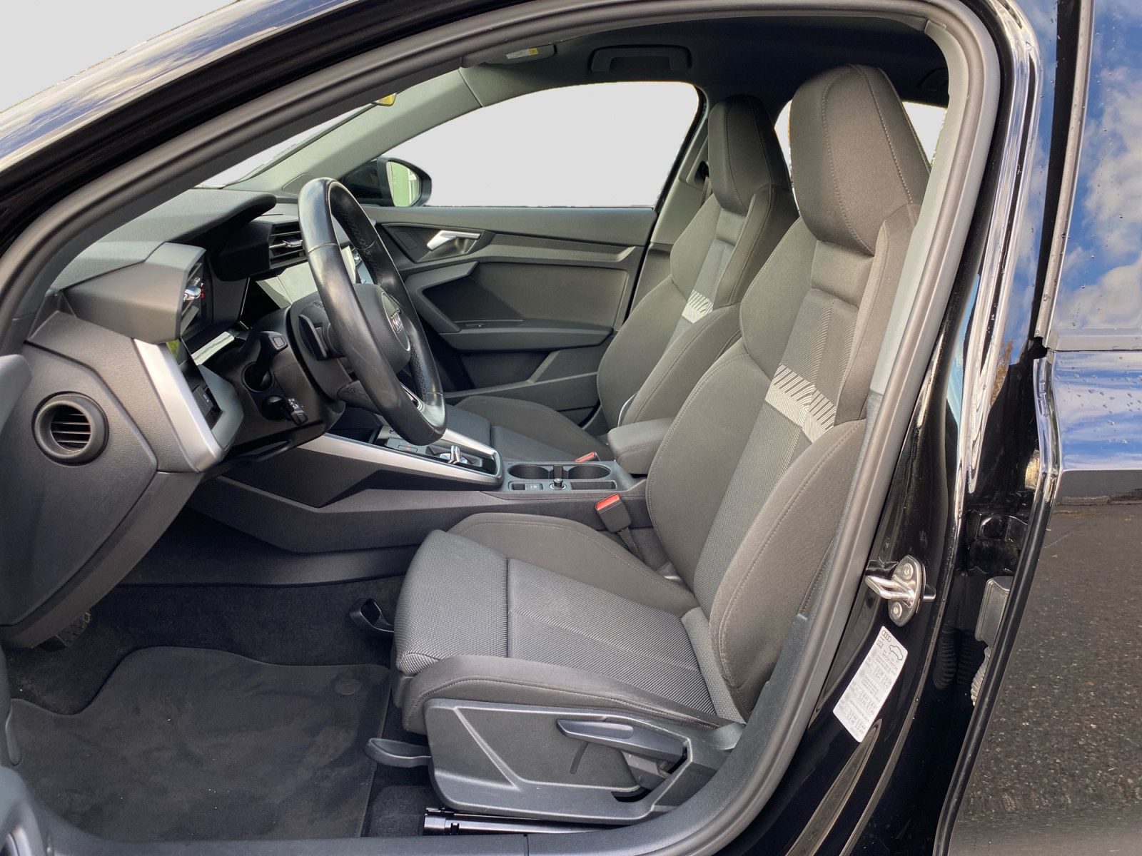 Audi A3 Sportback 40TFSIe S-tronic Virtual Sitzh LED