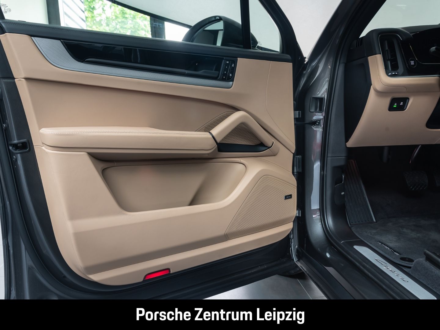 Porsche Cayenne E-Hybrid Massage HD-Matrix InnoDrive AHK