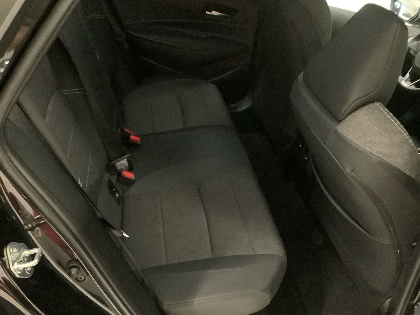 Toyota Corolla Touring Sports 2.0 Hybrid Team D