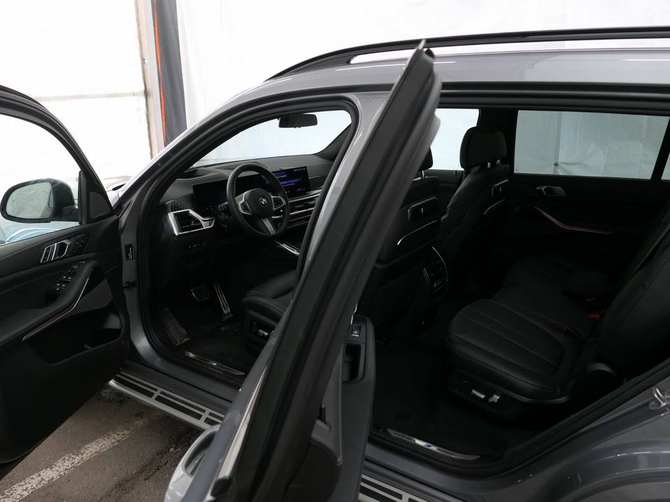 BMW X7 xDrive40i M Sportpaket*Standhzg*ab 3,49% eff.