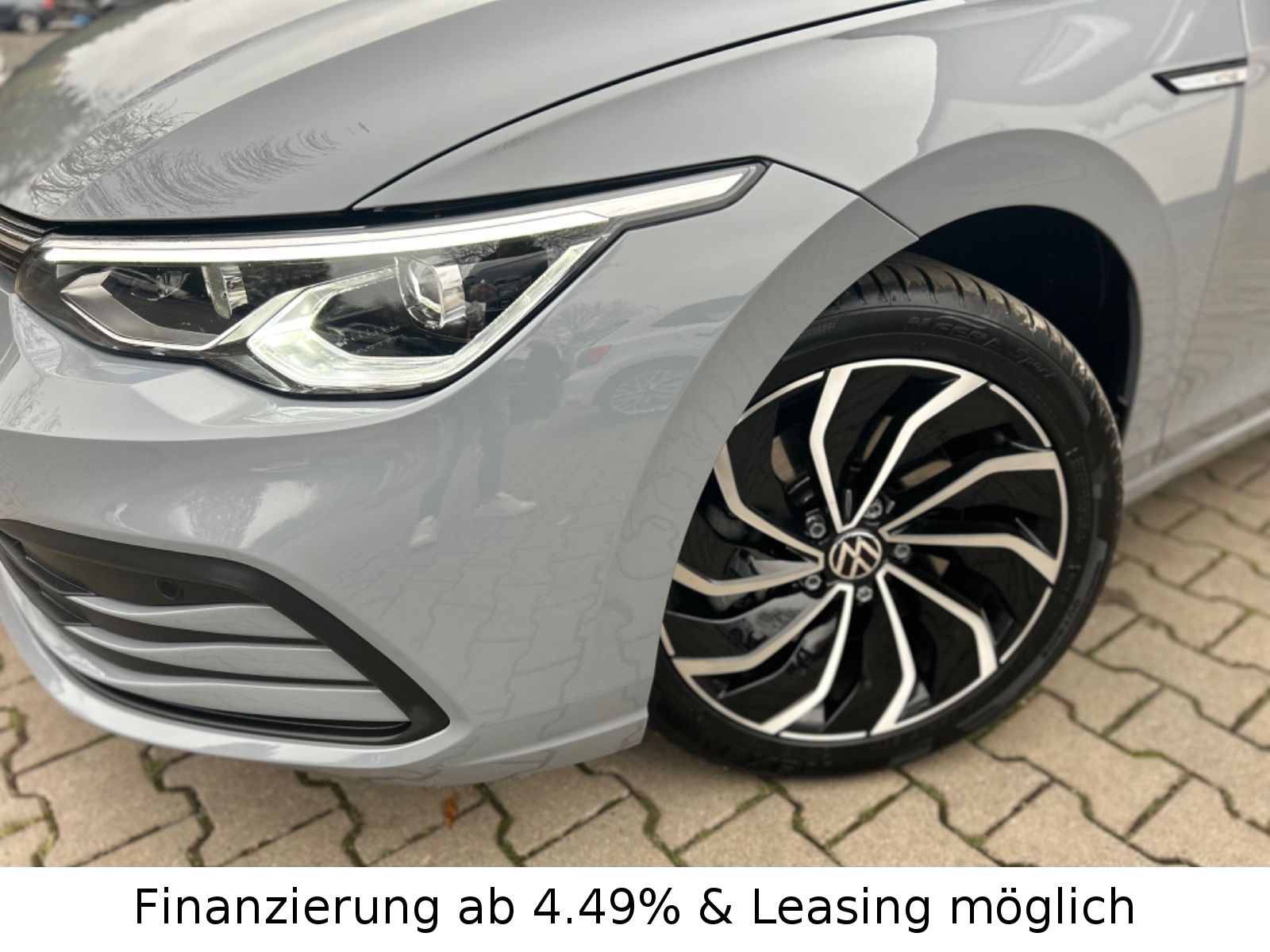 Volkswagen Golf 8 2.0 Variant Style DSG - Samsaru's Car Outlet